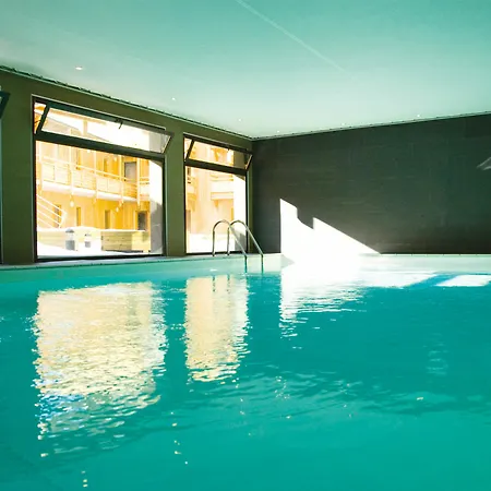 Aparthotel Lagrange Le Pic De L'ours 4*